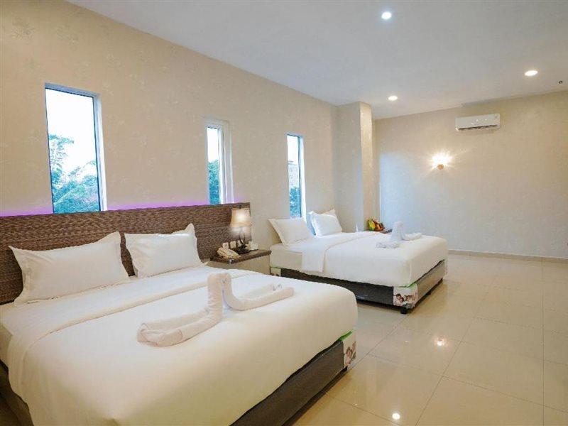 De'Tonga Hotel ميدان المظهر الخارجي الصورة