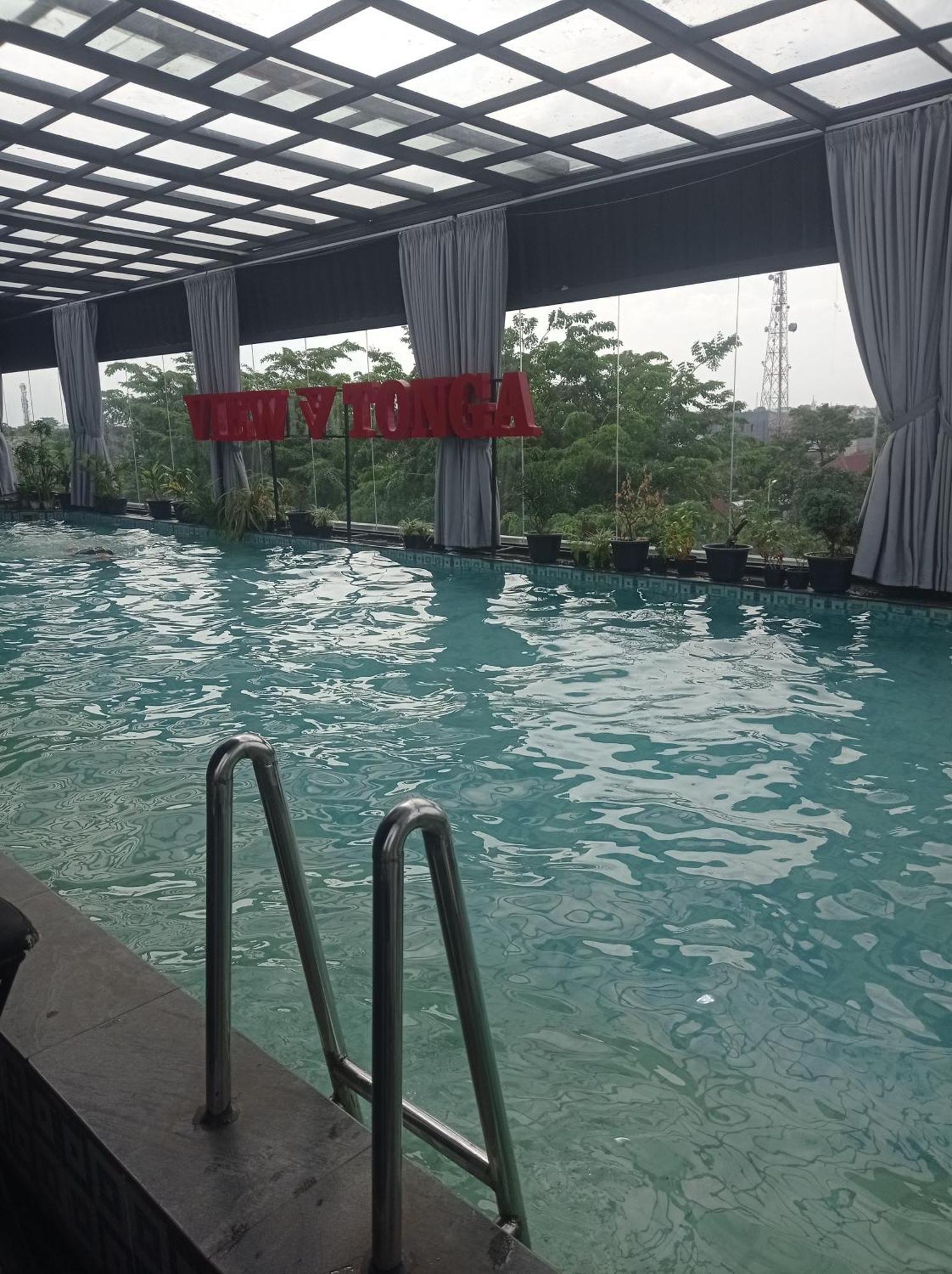 De'Tonga Hotel ميدان المظهر الخارجي الصورة