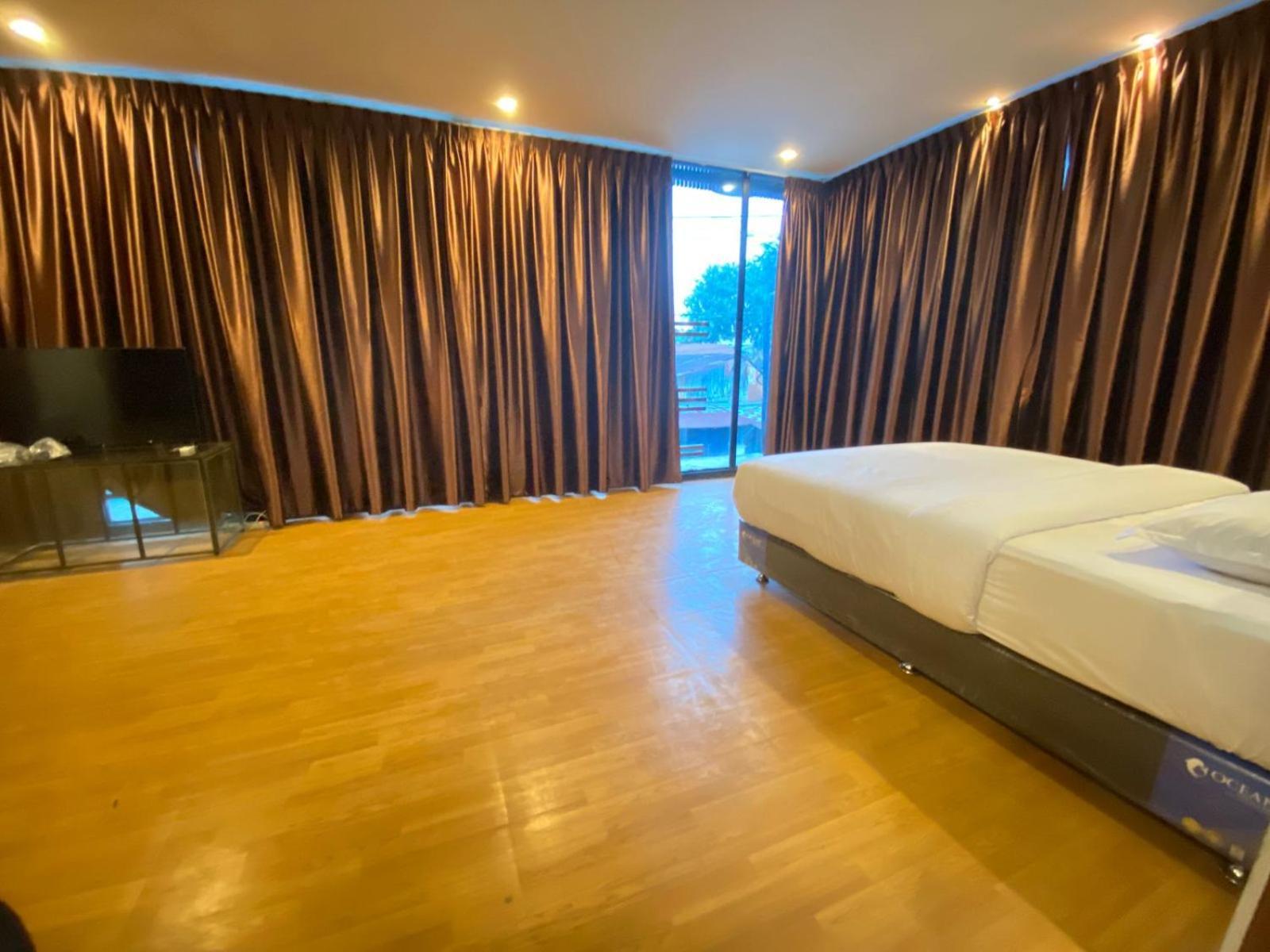 De'Tonga Hotel ميدان المظهر الخارجي الصورة