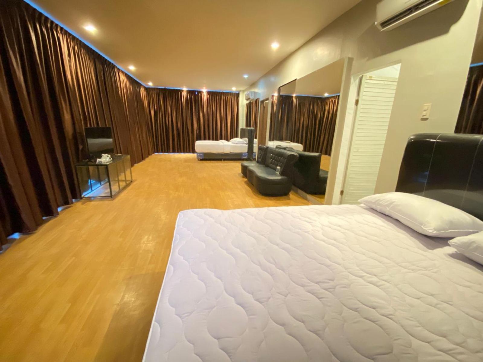 De'Tonga Hotel ميدان المظهر الخارجي الصورة