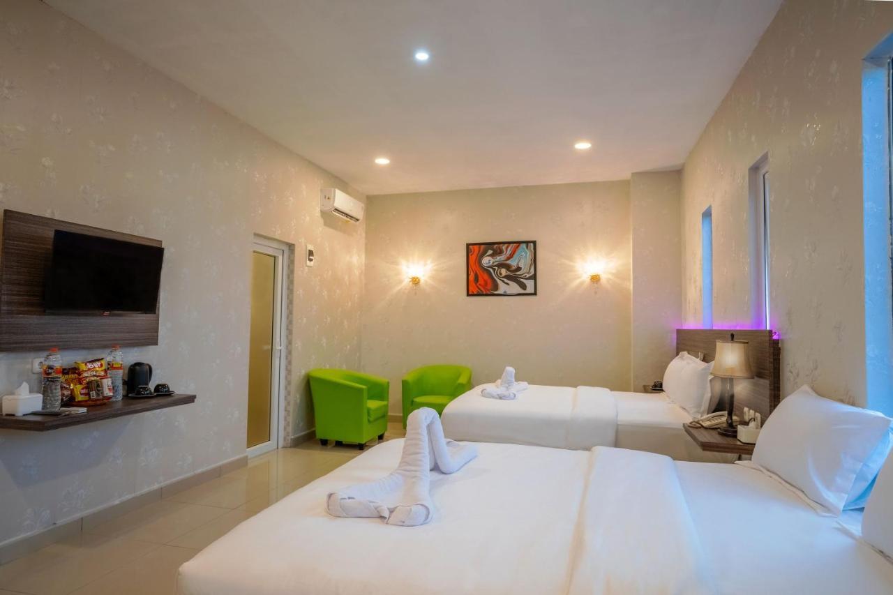 De'Tonga Hotel ميدان المظهر الخارجي الصورة