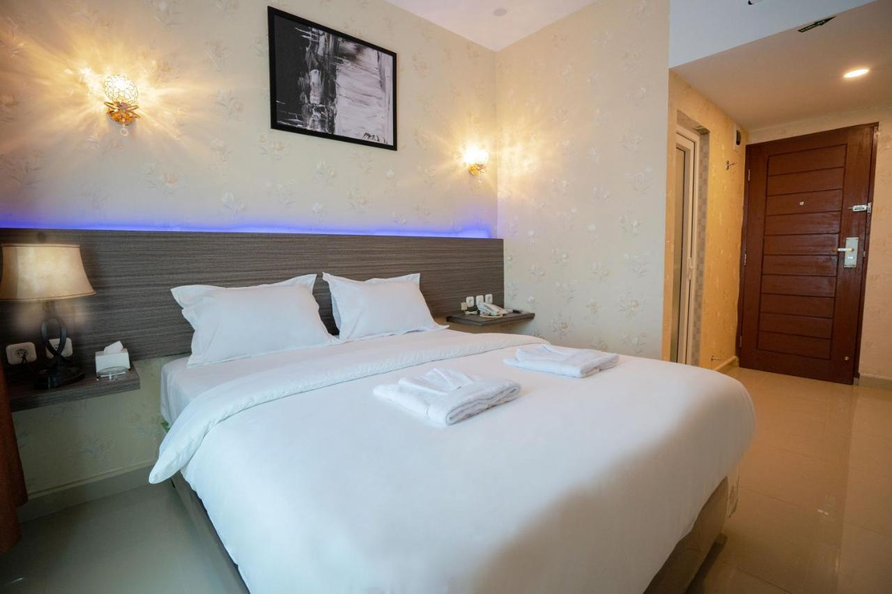 De'Tonga Hotel ميدان المظهر الخارجي الصورة